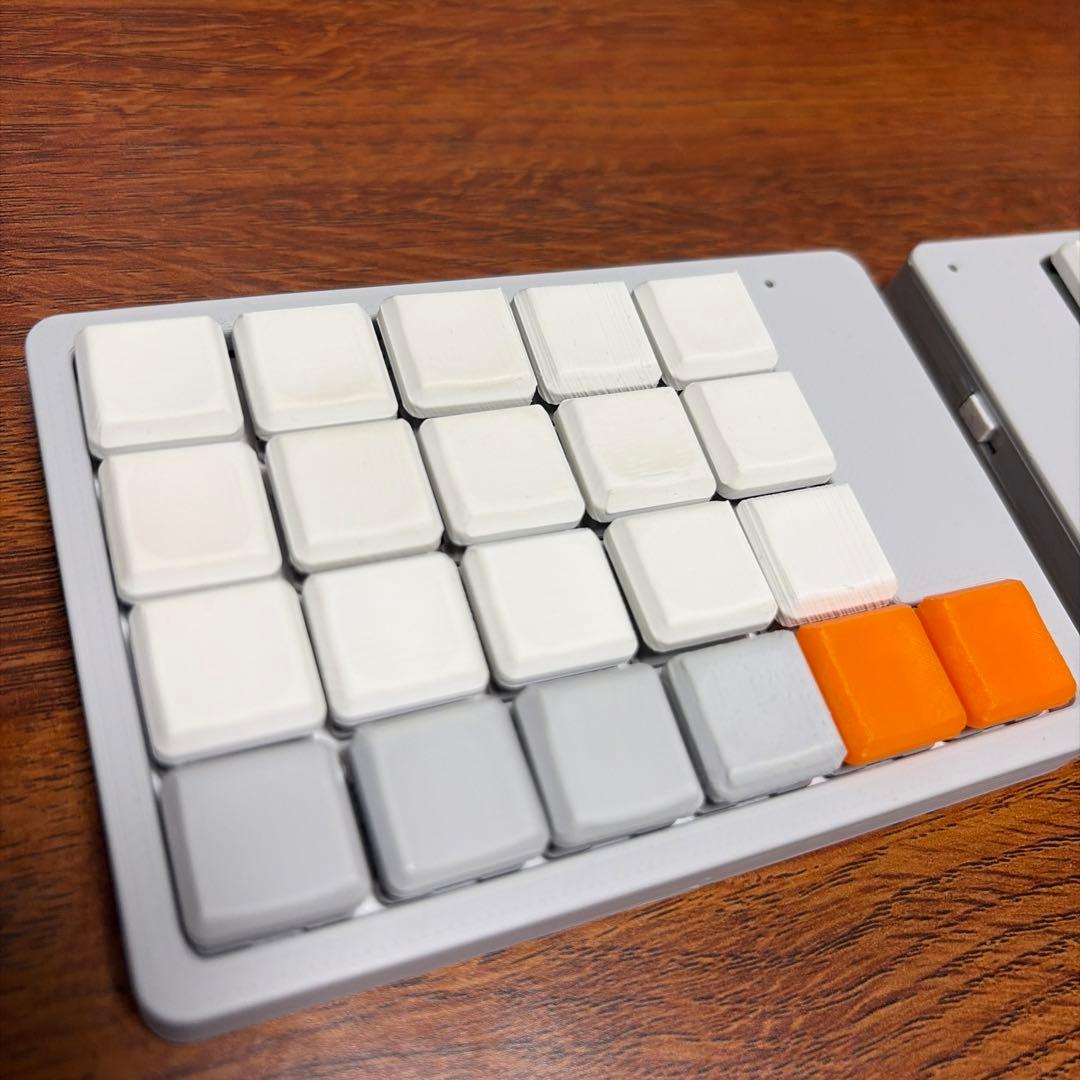 conductorコンダクター 左右分離型キーボード トラックボール付き