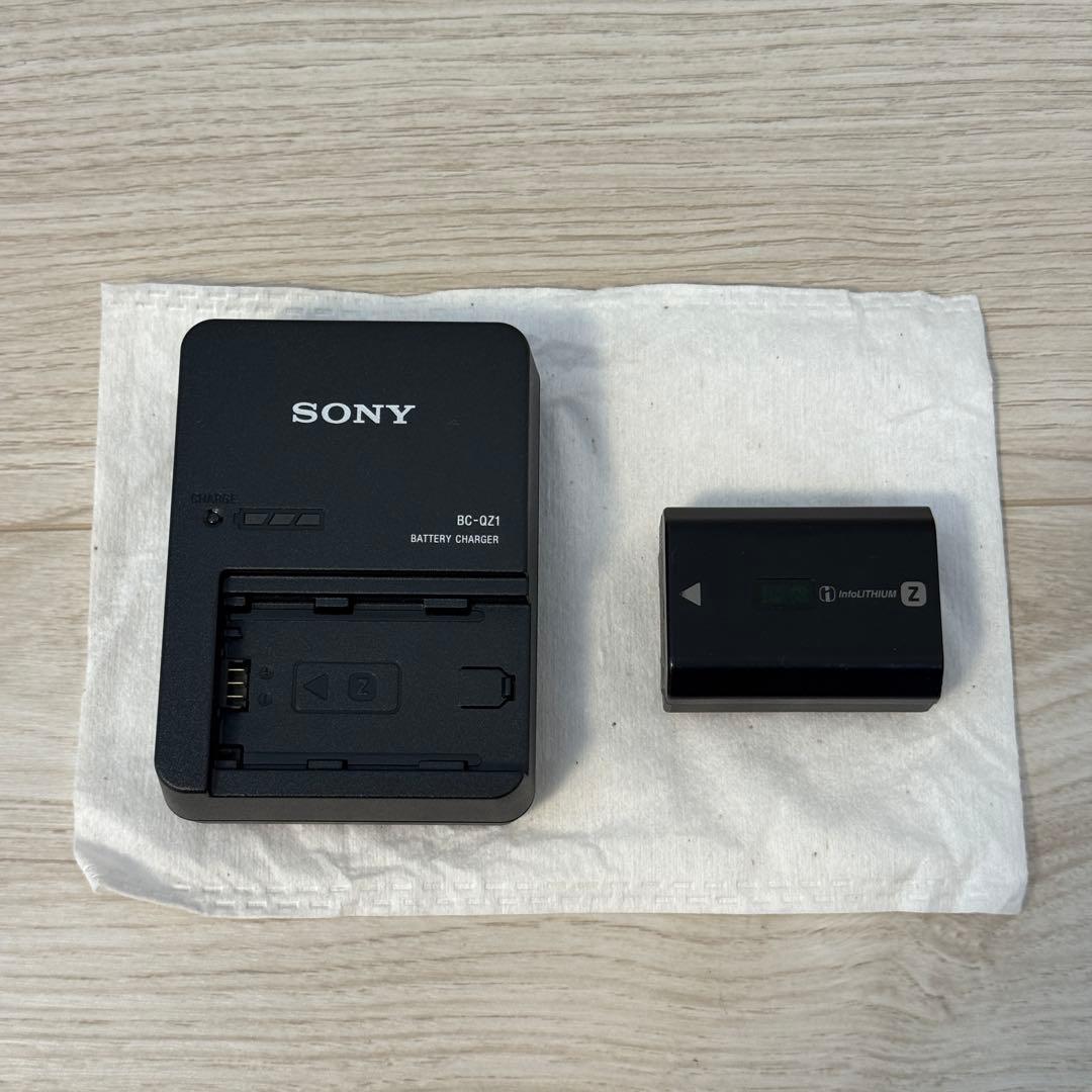 【美品】SONY ILME-FX3 本体［トップハンドル付き］