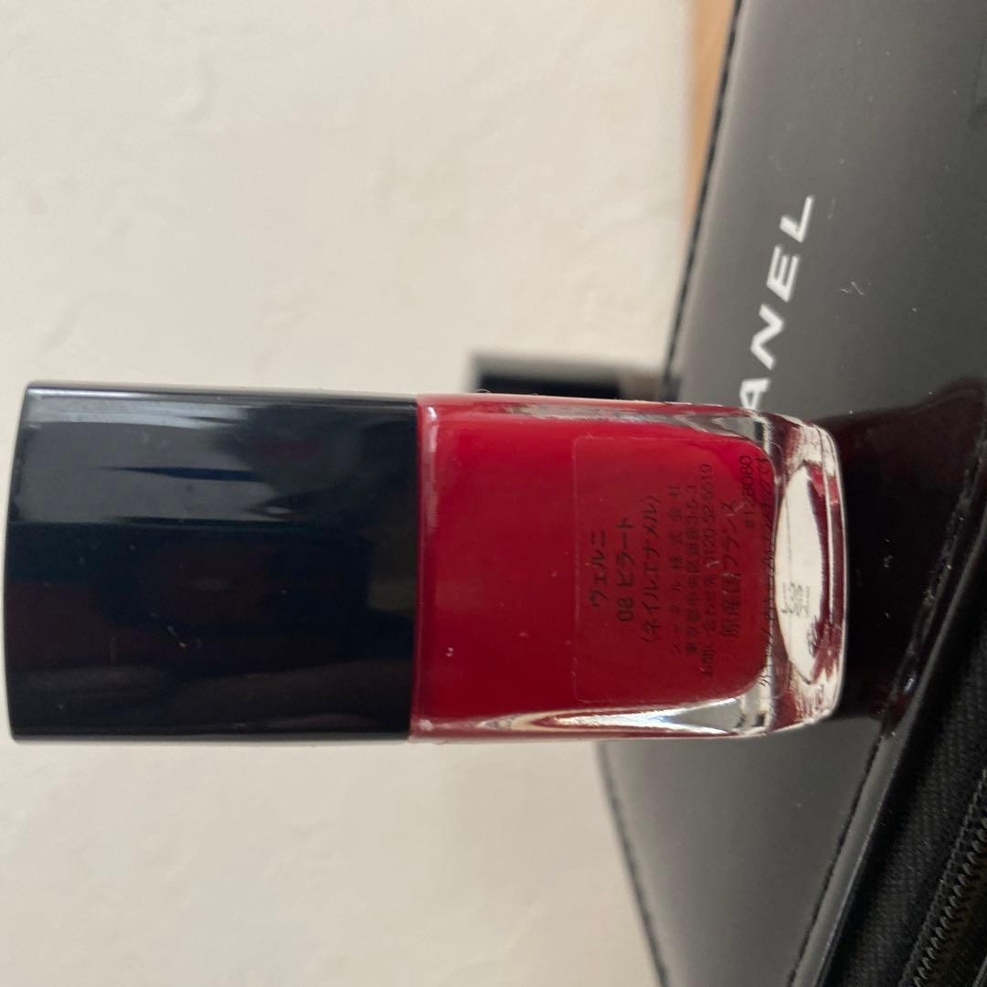 CHANEL ヴェルニ　ネイルカラーセット 5色 エナメルポーチ　小物入れに。