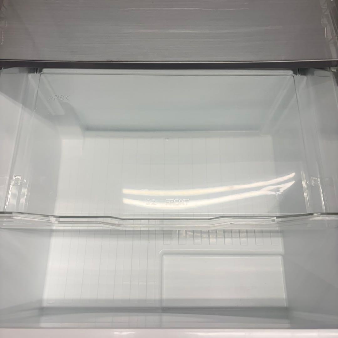 976 東芝　大型冷蔵庫　300L〜400L 小型　家庭用　自動製氷　3ドア