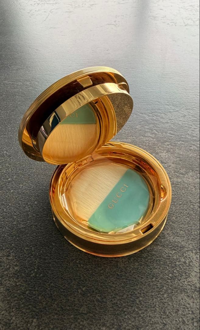 GUCCI ブロンジングパウダー 03