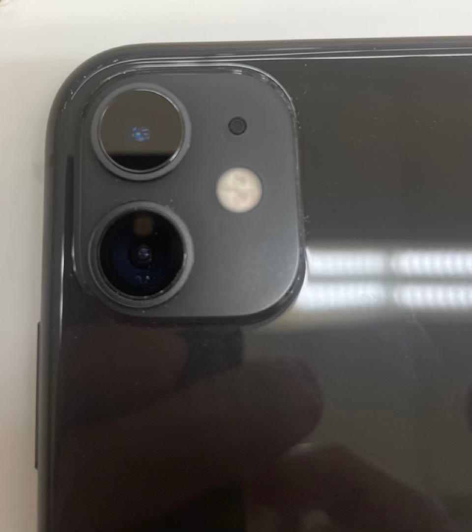 ほぼ未使用iPhone11 128GB ブラックSIMフリー バッテリー100%