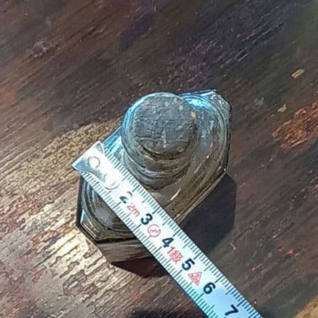レトロガラス瓶　気泡　椿香油　ヴィンテージ