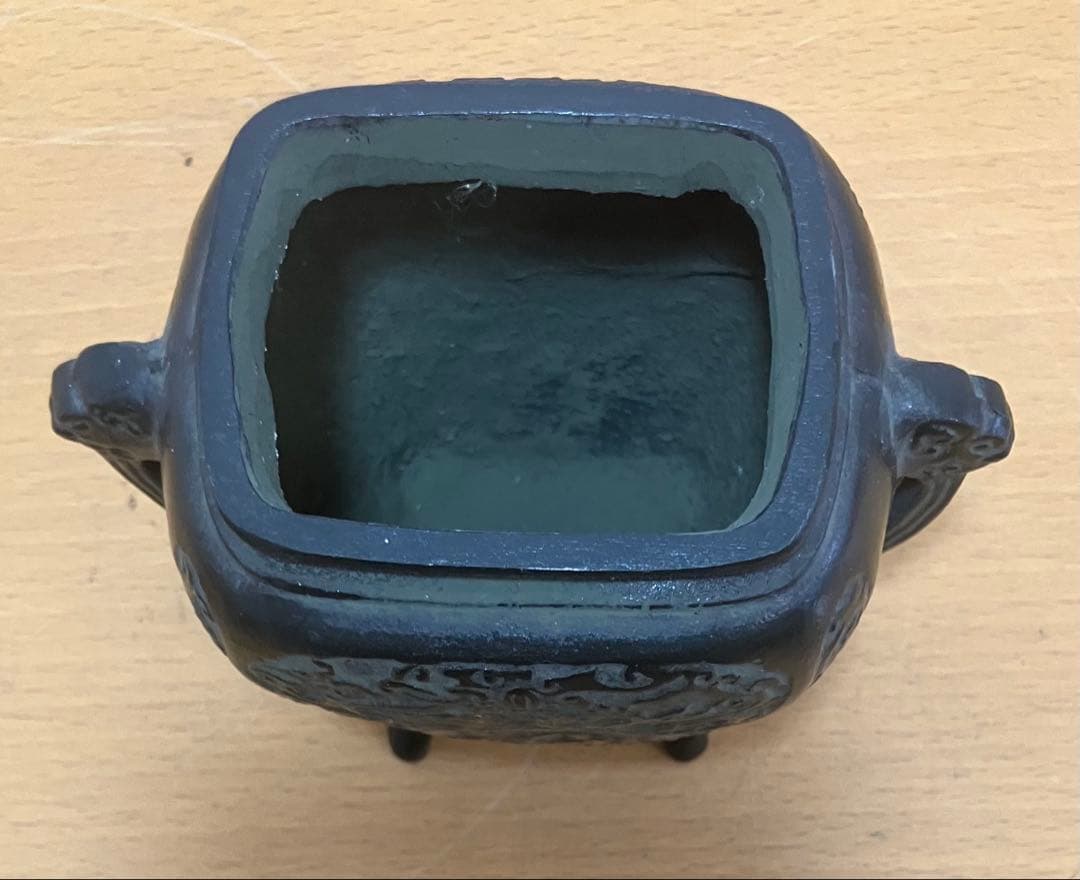 【共箱付】銅製 香炉 双耳 四足 龍・唐草彫刻 青銅色 伝統工芸 仏具 置物