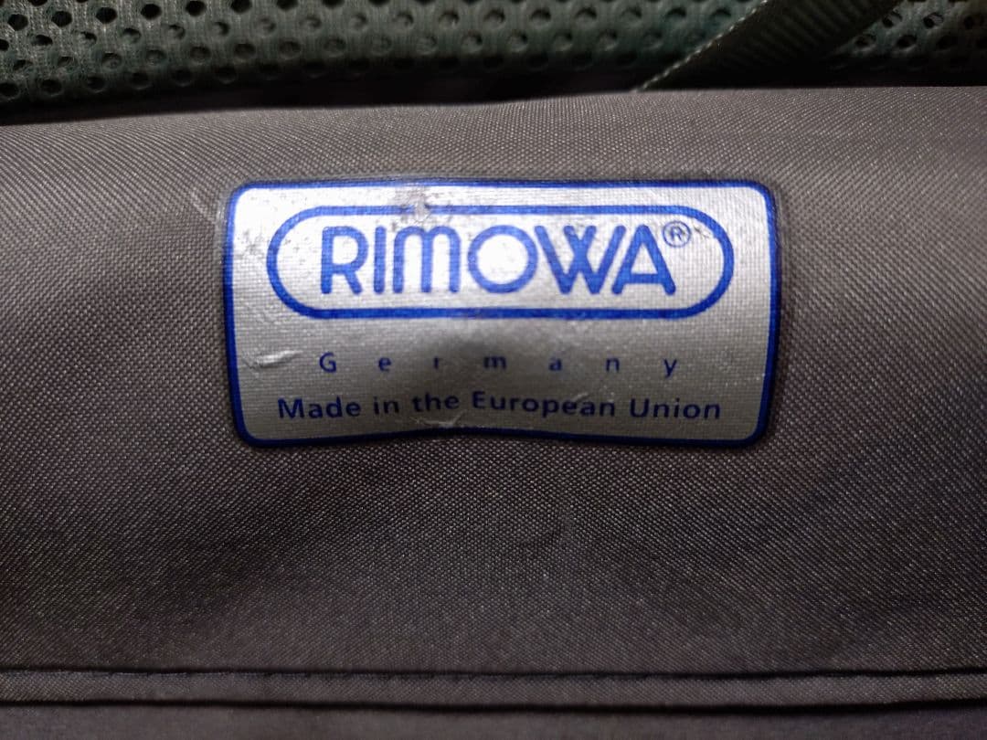 リモワ RIMOWA ポリカーボネート サルサ 63L 2輪 スーツケース　赤色
