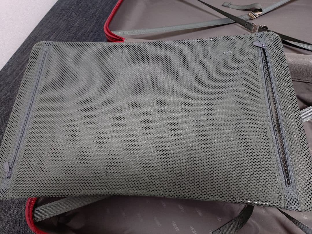 リモワ RIMOWA ポリカーボネート サルサ 63L 2輪 スーツケース　赤色