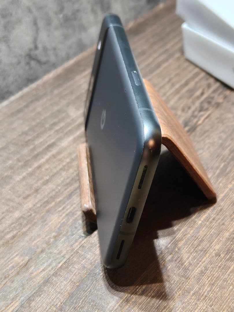 美品 Pixel 8a 128GB SIMフリー スマホ