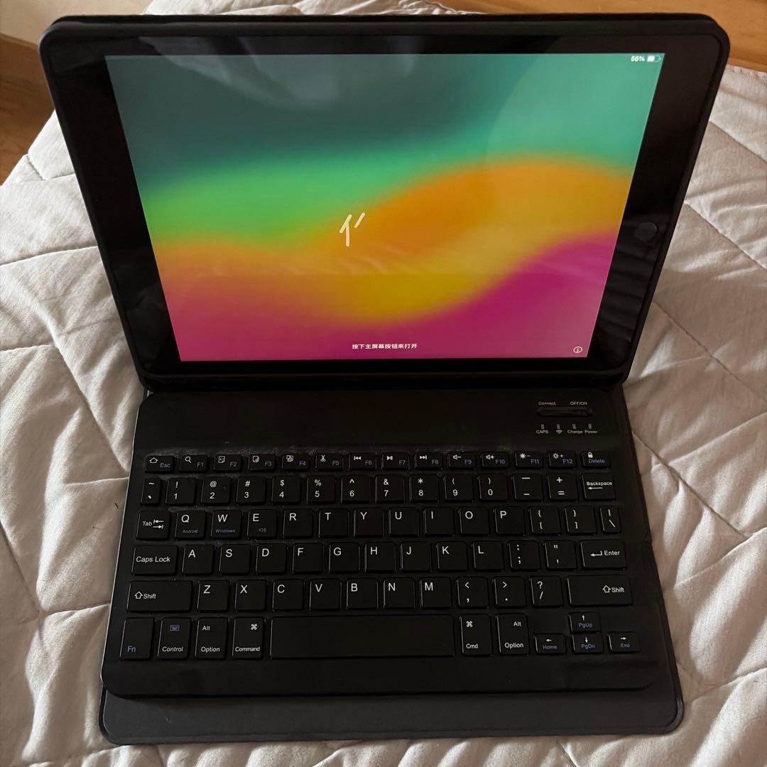 iPad第9世代　iPad用 Bluetoothキーボード ブラックセット
