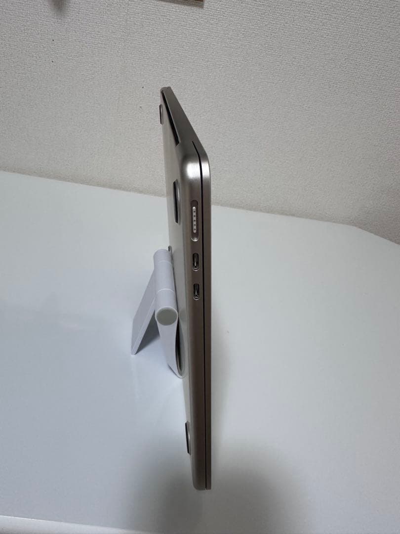 【美品】Apple 13.6インチMacBook Air 2022 M2