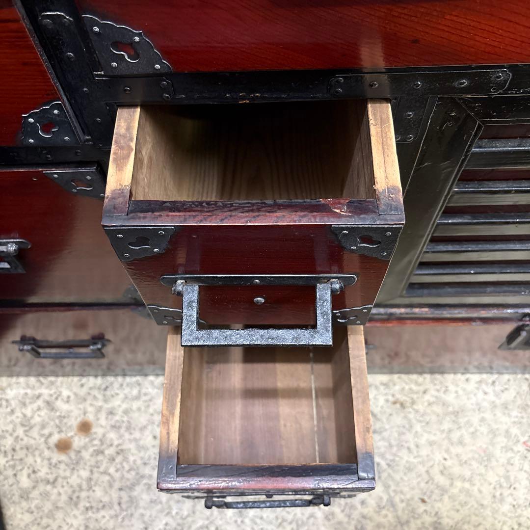鍵付時代箪笥　和箪笥　閂　棒箪笥　隠し箱　飾り金具　アンティーク