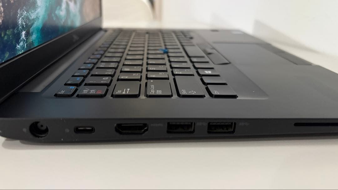 Dell 第8世代 i7 16GB 新品NVMe 新品電池 タッチスクリーン搭載