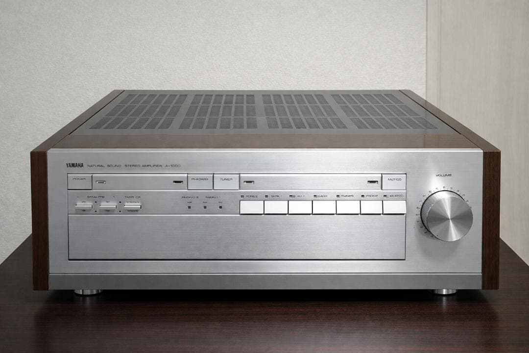 YAMAHA プリメインアンプ A－２０００