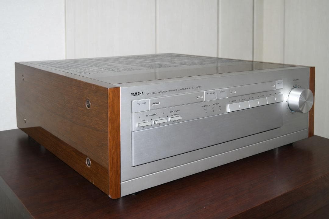 YAMAHA プリメインアンプ A－２０００