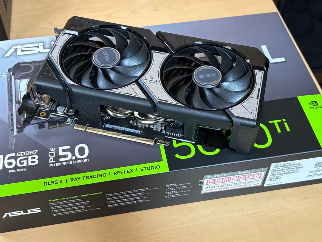 グラフィックボード・グラボ・ビデオカード ASUS Dual GeForce RTX 5060 Ti 16GB