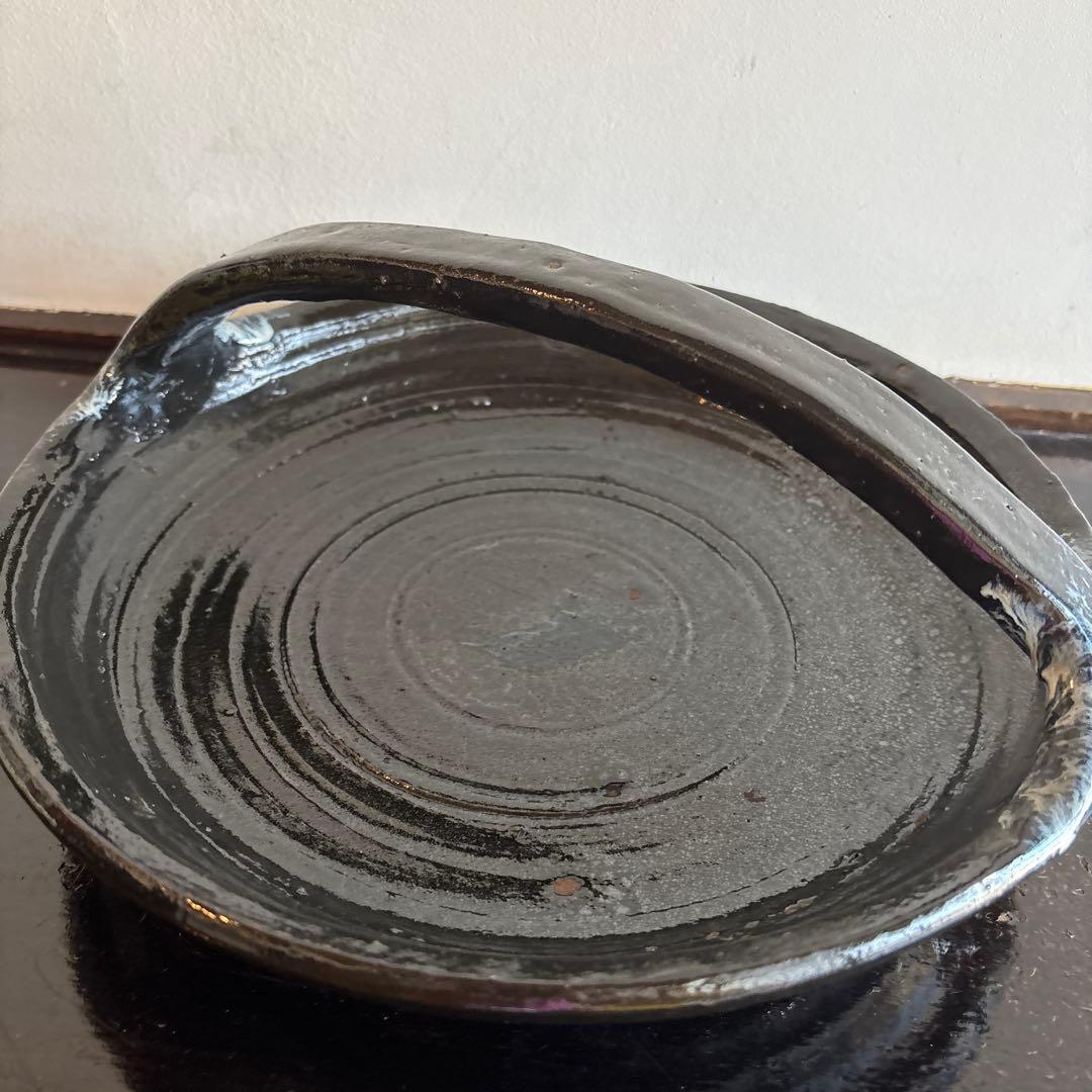 大皿　手付き　鉢　花器　皿　食器　インテリア　焼物　工芸　美術品　黒色　芸術