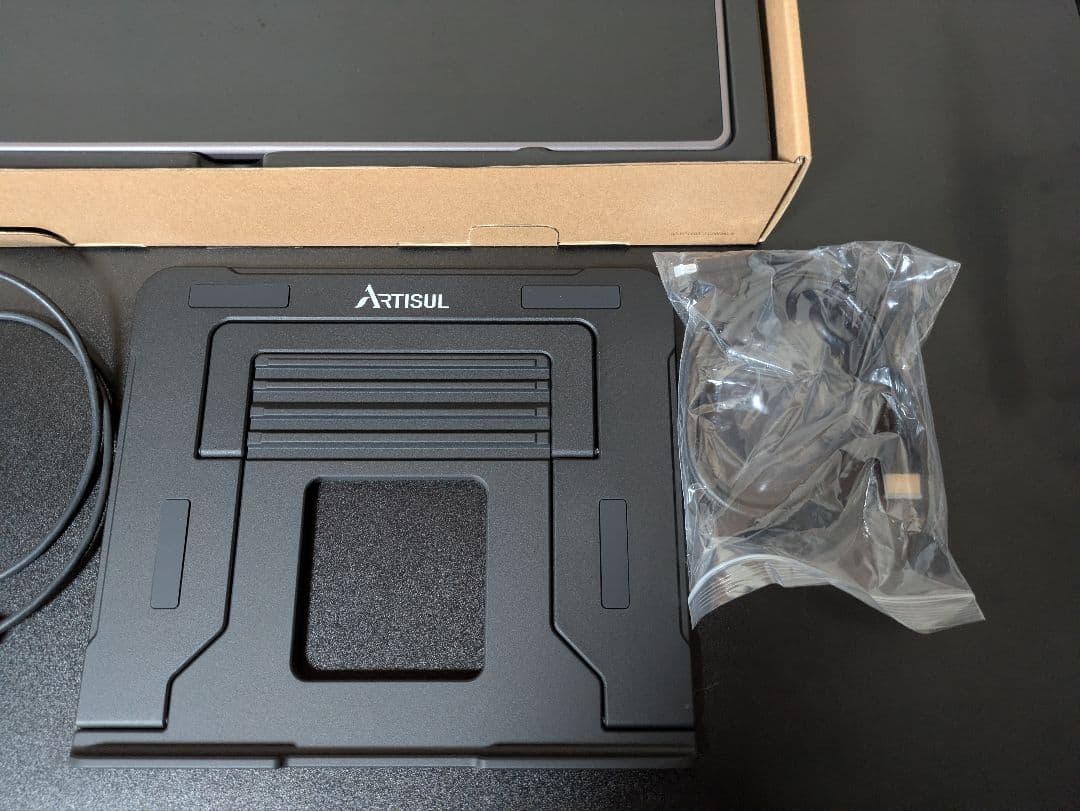 ARTISUL SP1063 15.6インチ