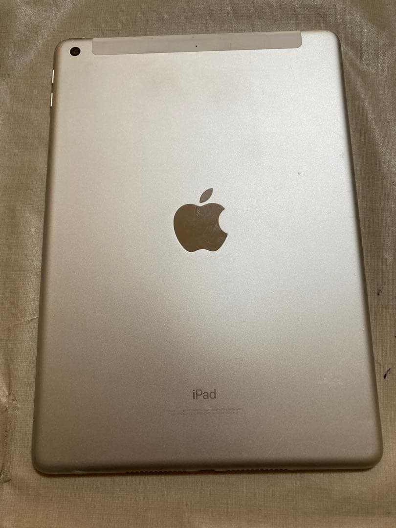 【バッテリー93%】iPad 5世代 32GB WiFi-Cellular