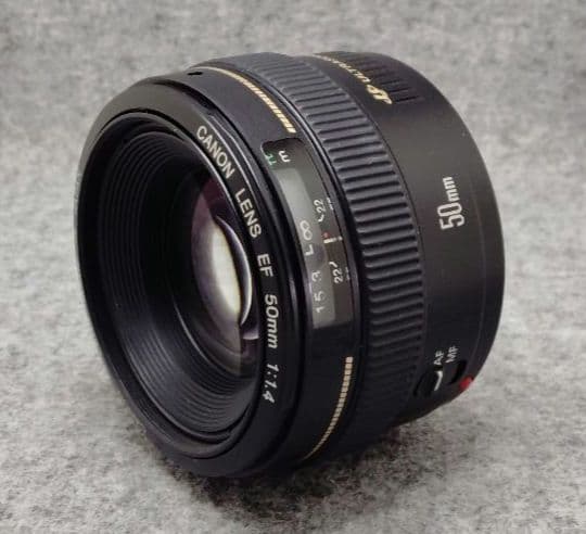 Canon EF 50mm f/1.4 USM レンズ