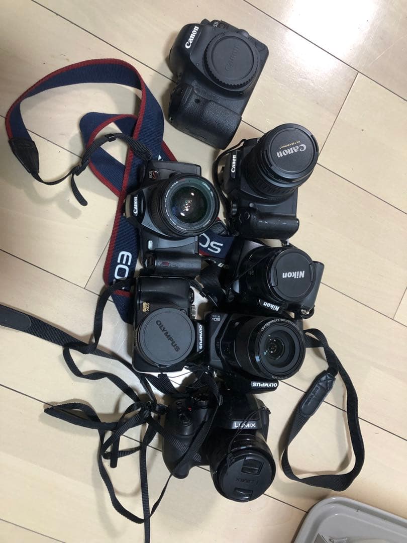 CanonEOS 6D Mark II デジタル一眼レフなどジャンク品動作未確認