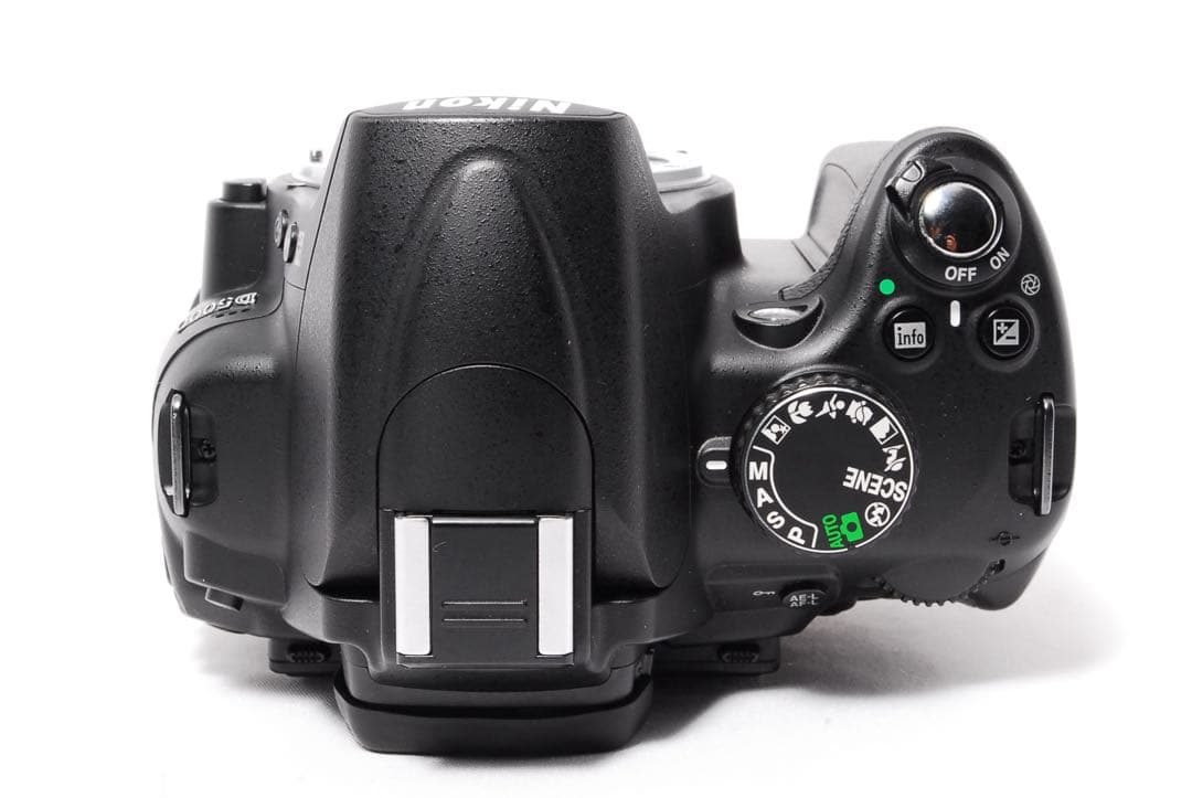 ショット数少なめ◆Nikon D5000◆スマホ転送◆一眼レフカメラ◆手ぶれ補正