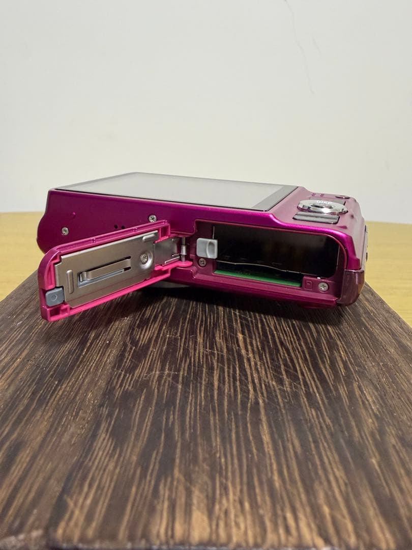 【極美品】CASIO EXILIM EX-H10 ピンク