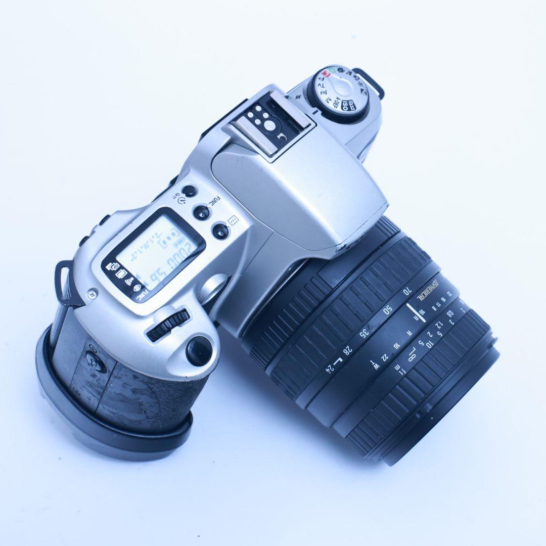 フィルムカメラ Canon EOS Kiss　バッテリーパックレンズ 電池付き