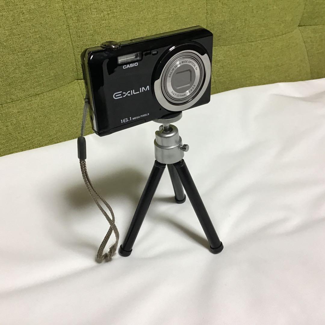 CASIOデジタルカメラ[数回の使用頻度] &ケース(¥2000)＆三脚付属