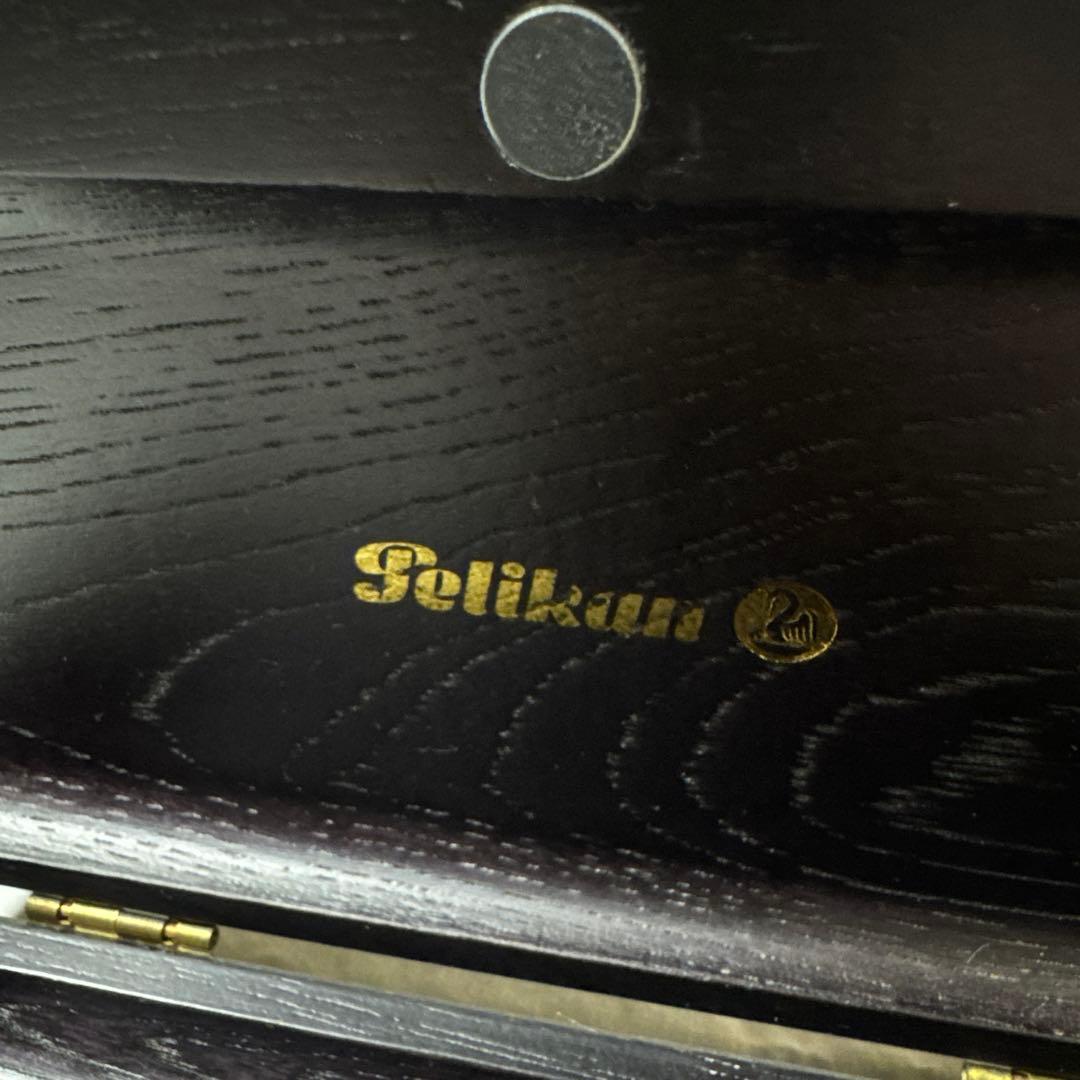 Ｐelikanペリカン木製ペンケース　万年筆入れ　 創立150年記念