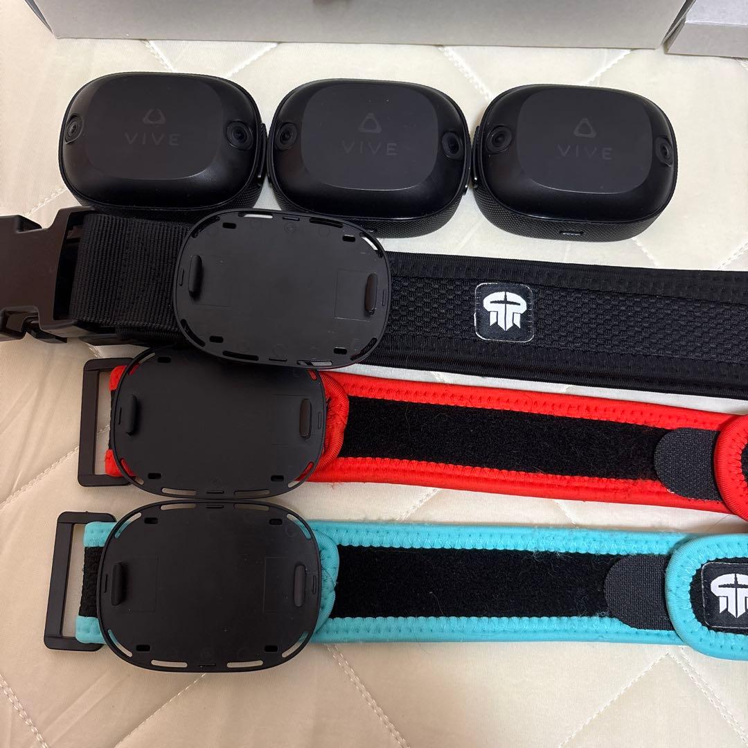 VIVE Ultimate Tracker + ベルト付き