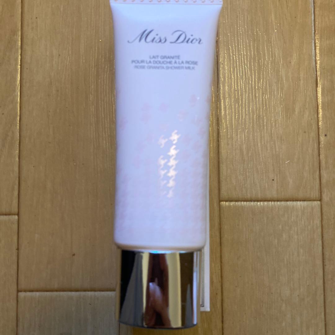 Miss Dior ボディケアセット 3点