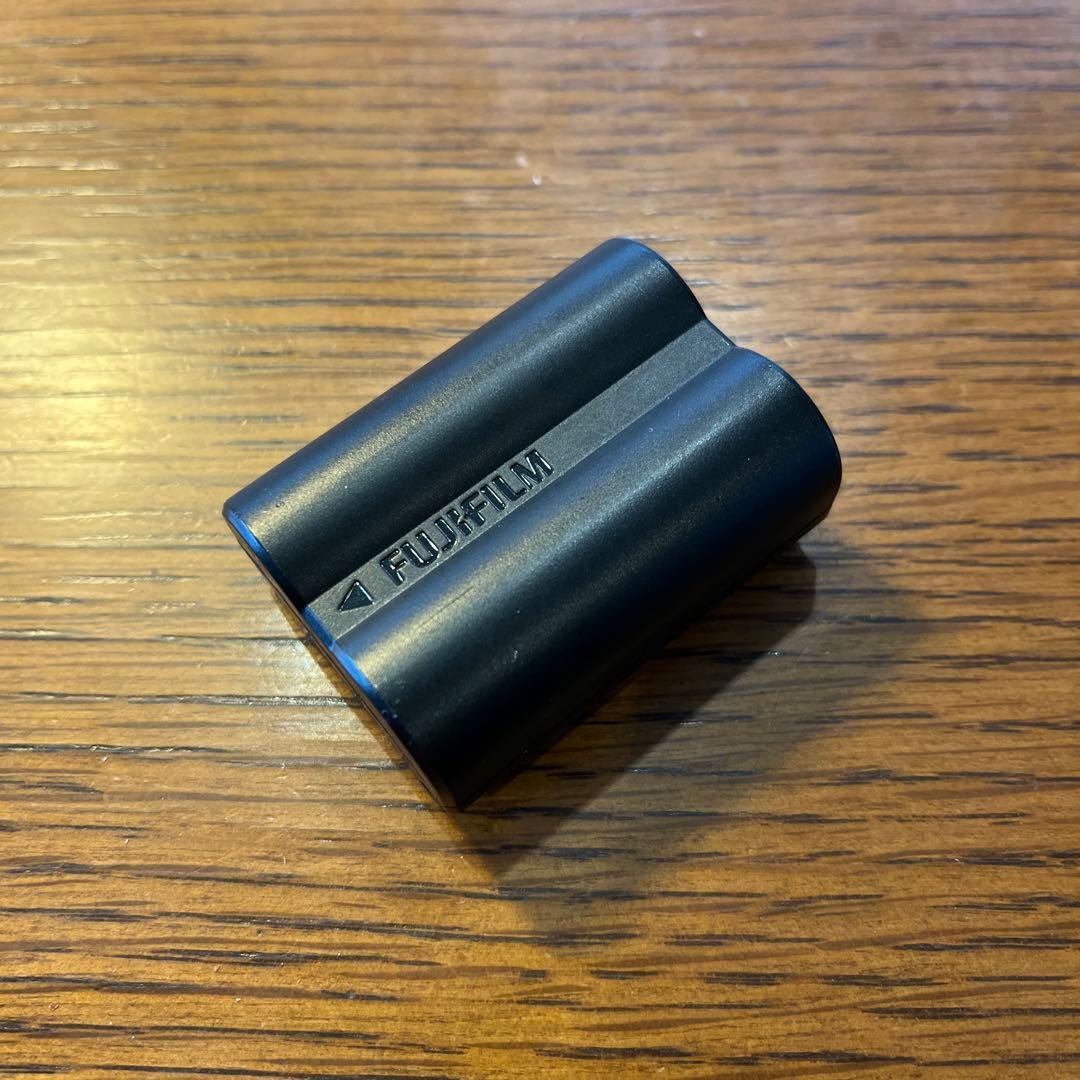 う*ぬ様 【完動品】FUJIFILM X-T4 ボディ