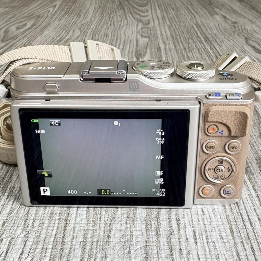OLYMPUS PEN E-PL10 ボディ ブラウン