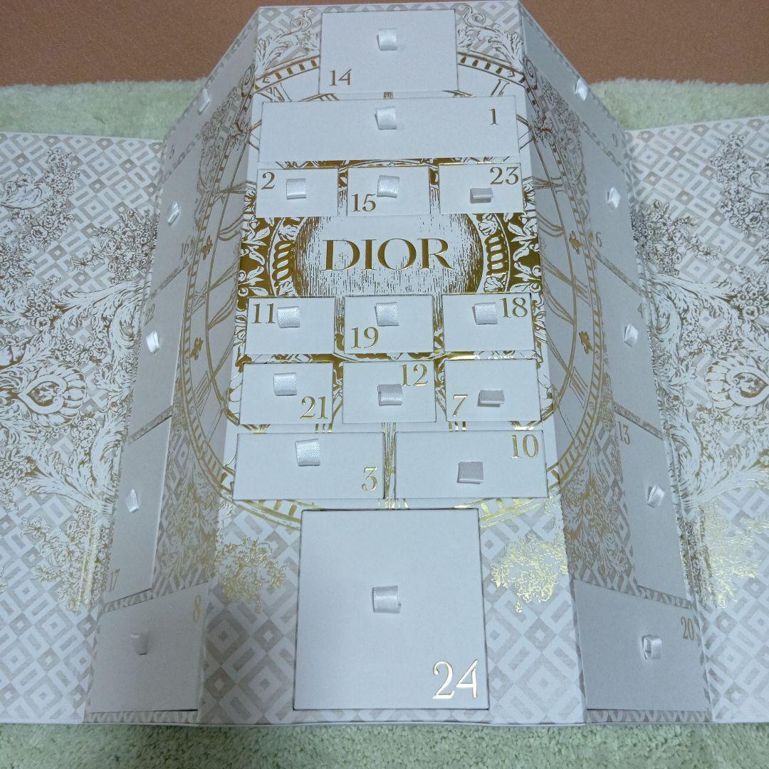 ☆新品・未使用☆2024新作ディオールアドヴェントカレンダー（展開店舗限定品）