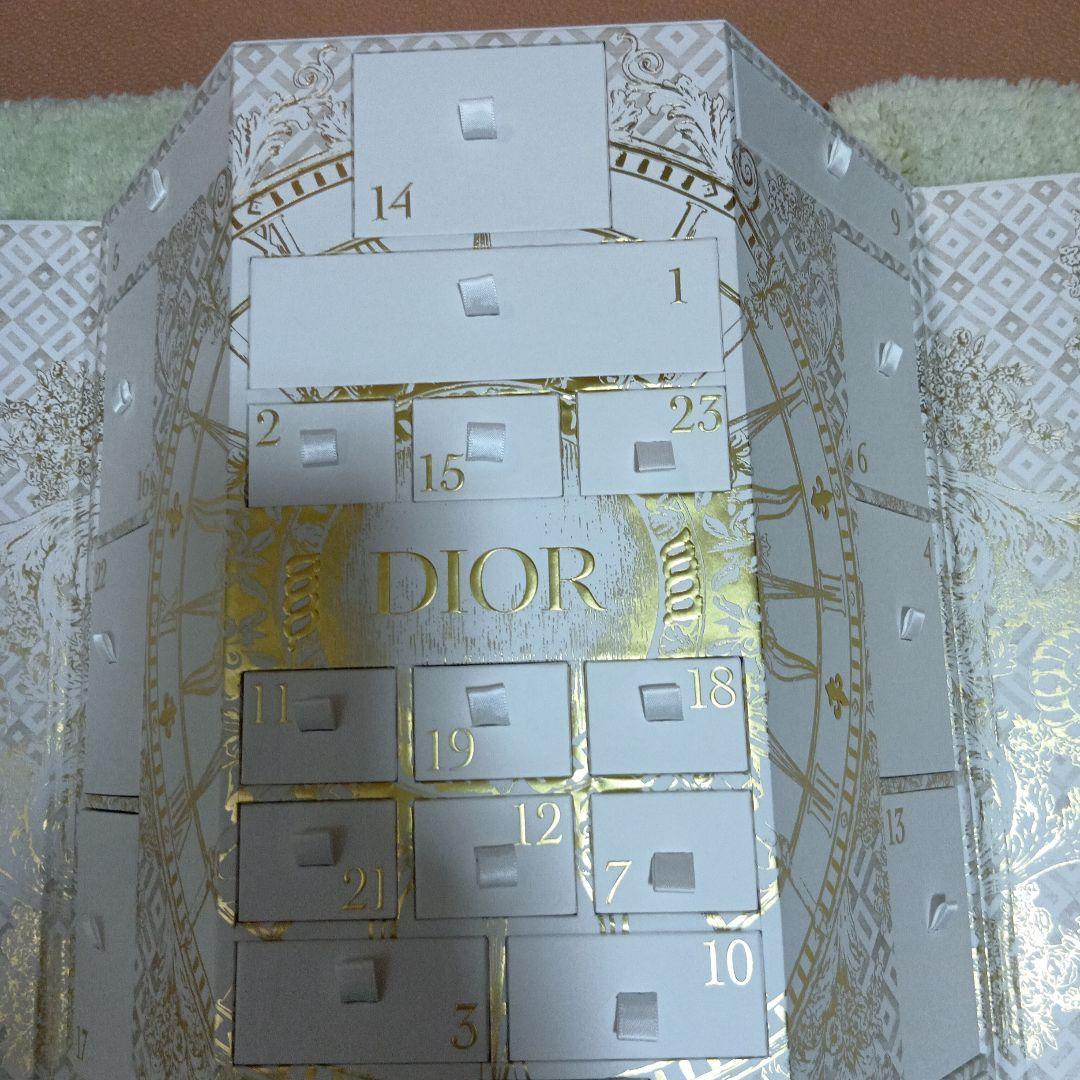 ☆新品・未使用☆2024新作ディオールアドヴェントカレンダー（展開店舗限定品）