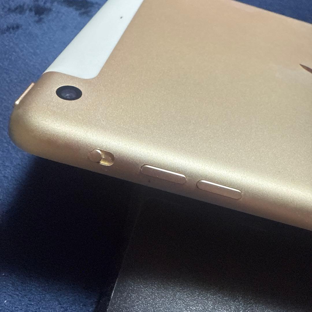 Apple iPad miniゴールド 本体