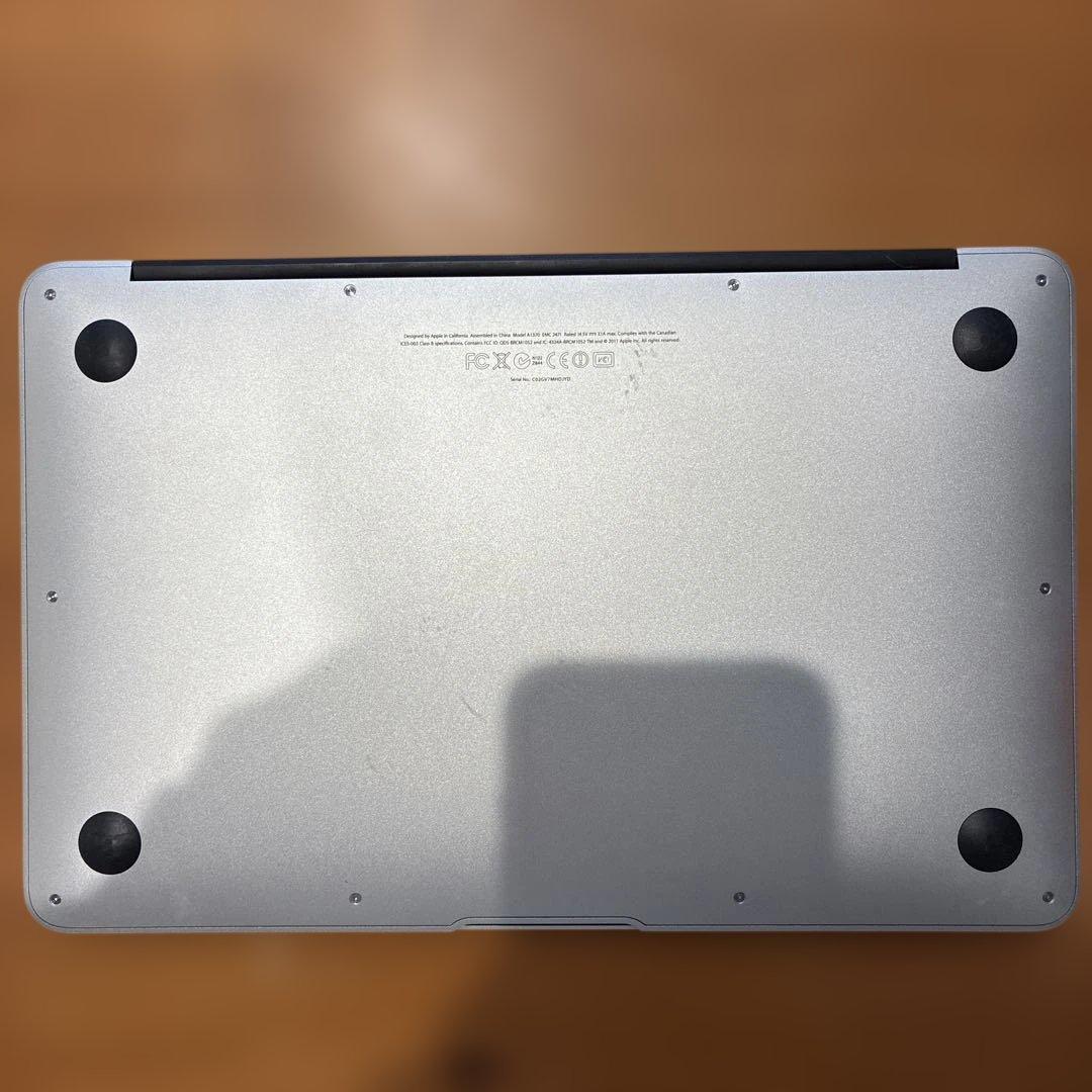 MacBook Air 2012 i5/4GB/11.7inch/ACアダプタ付