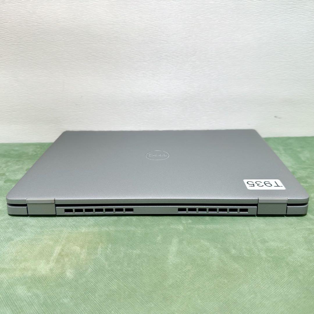 DELL Latitude 5330 2022年製