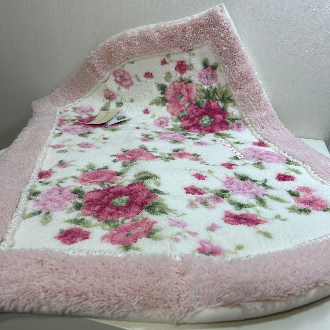LAURA ASHLEY＊キッチンマット・玄関マット・バスマット・抗菌防臭・速乾
