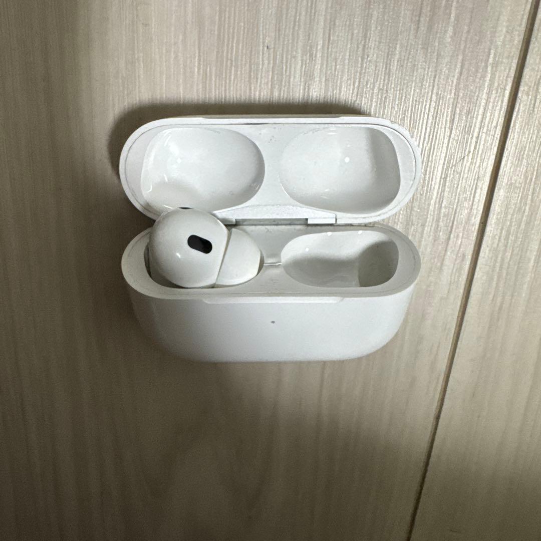 AirPods Pro 本体 ワイヤレス充電対応