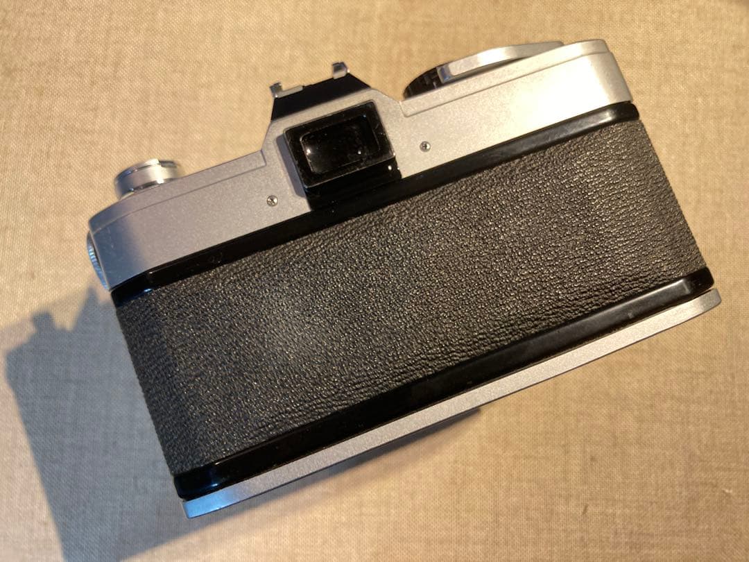 かわいい！　レトロな一眼レフカメラ！　Canon FTb