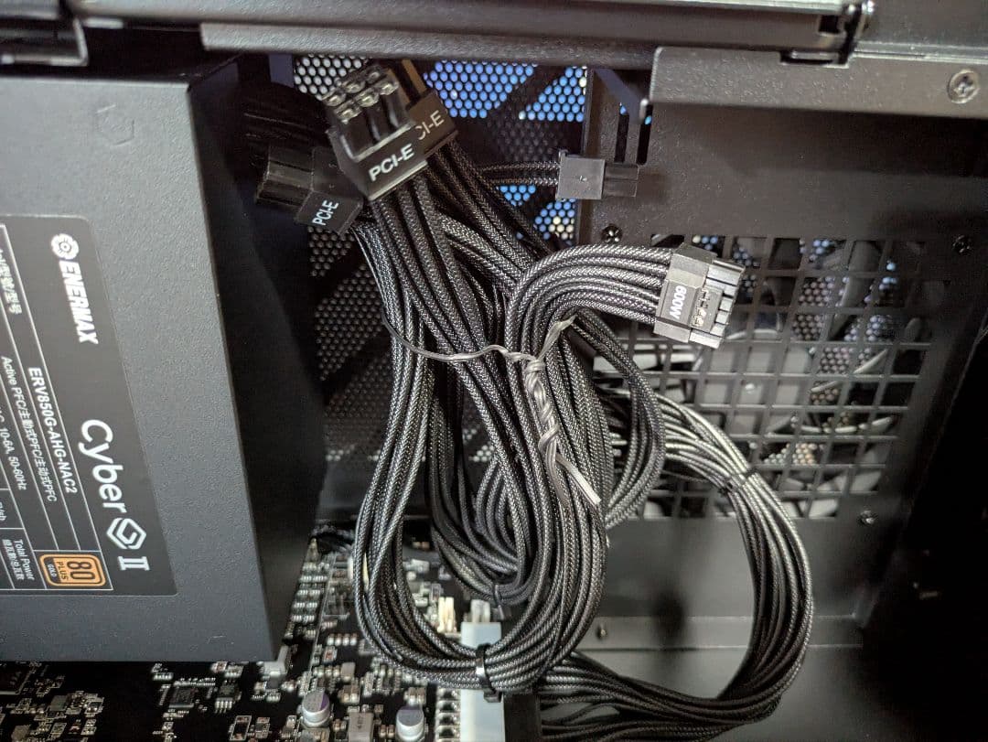 その他 SPARKLE External GPU Studio-G Ultra 850