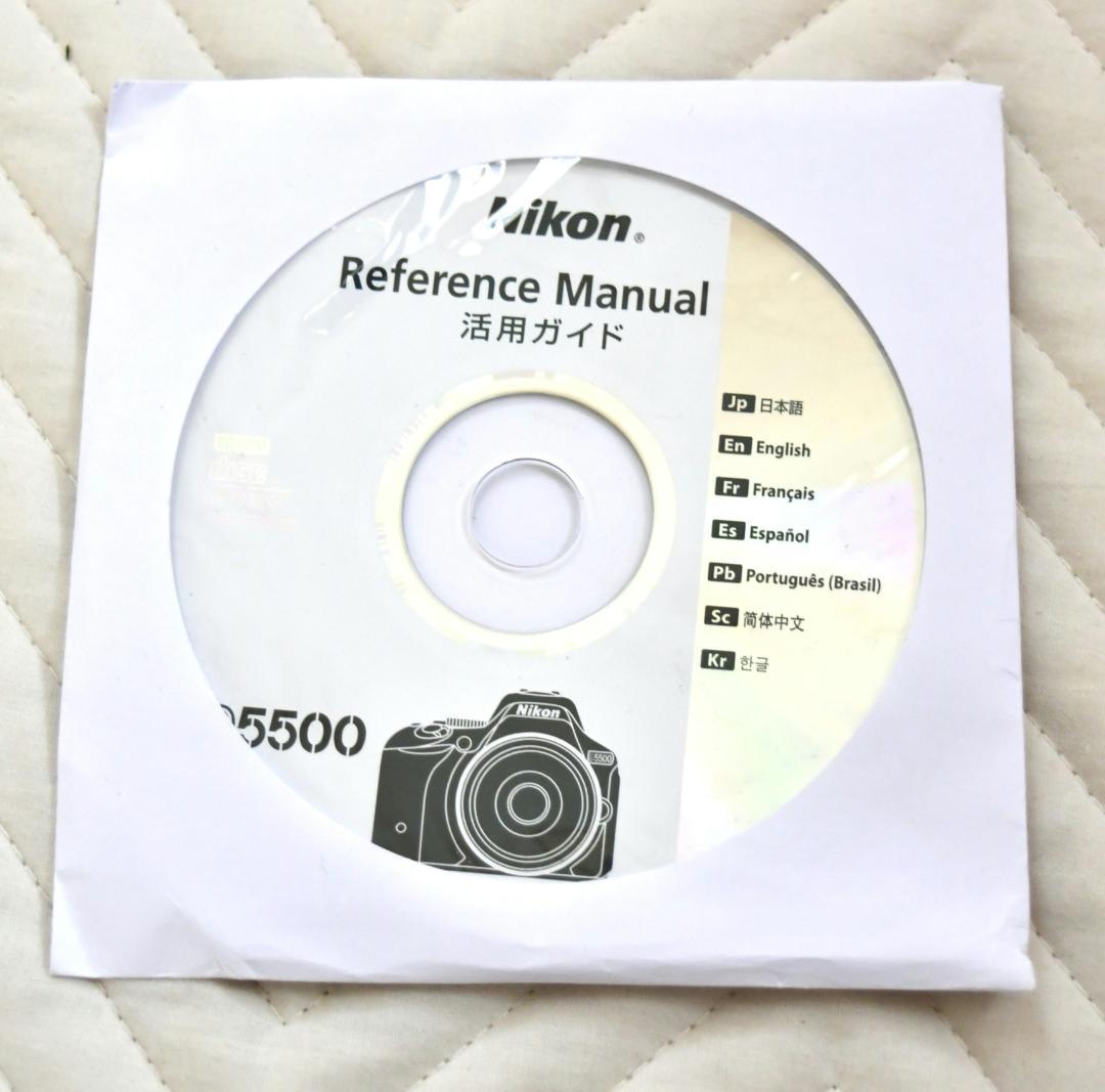 Nikon D5500 デジタル一眼レフカメラボディ　CD　ガイド本付　美品