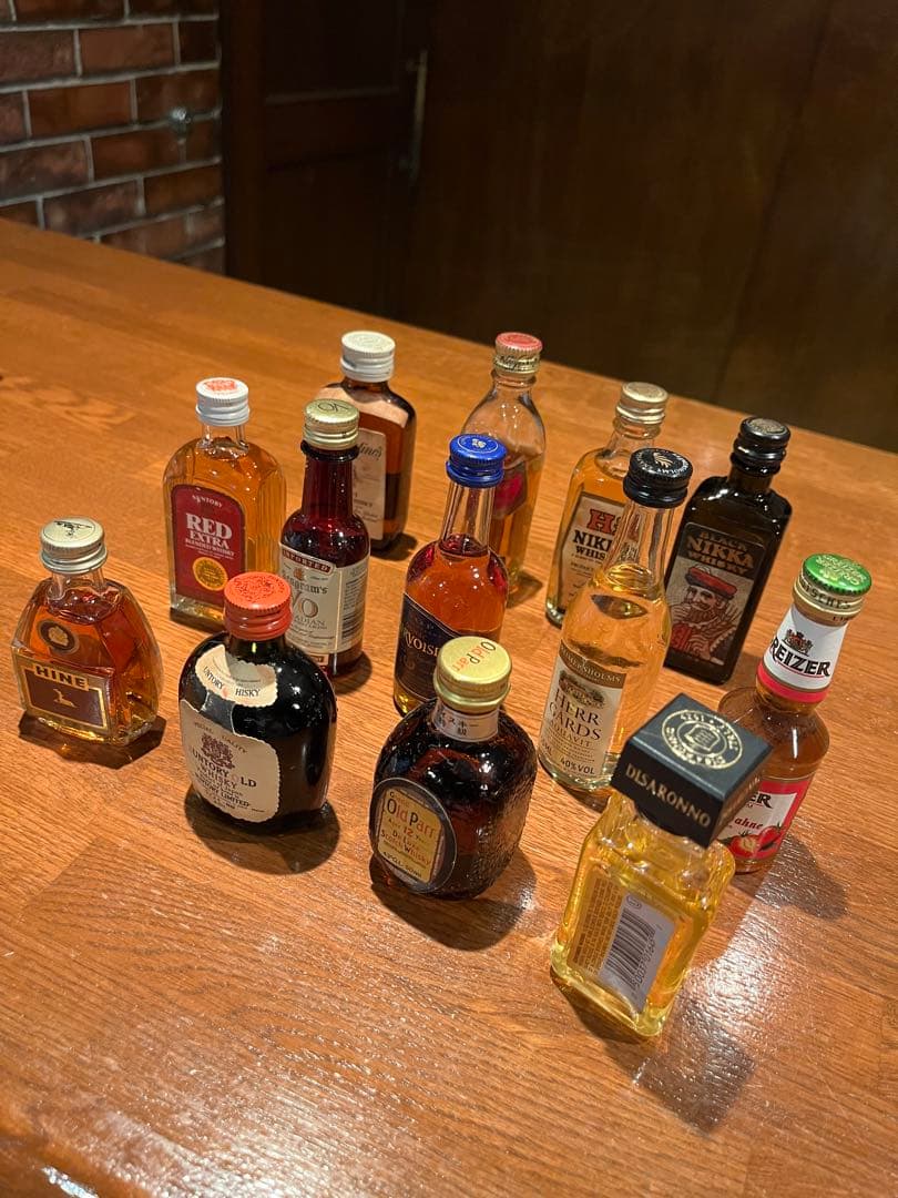 お酒のミニボトル63本