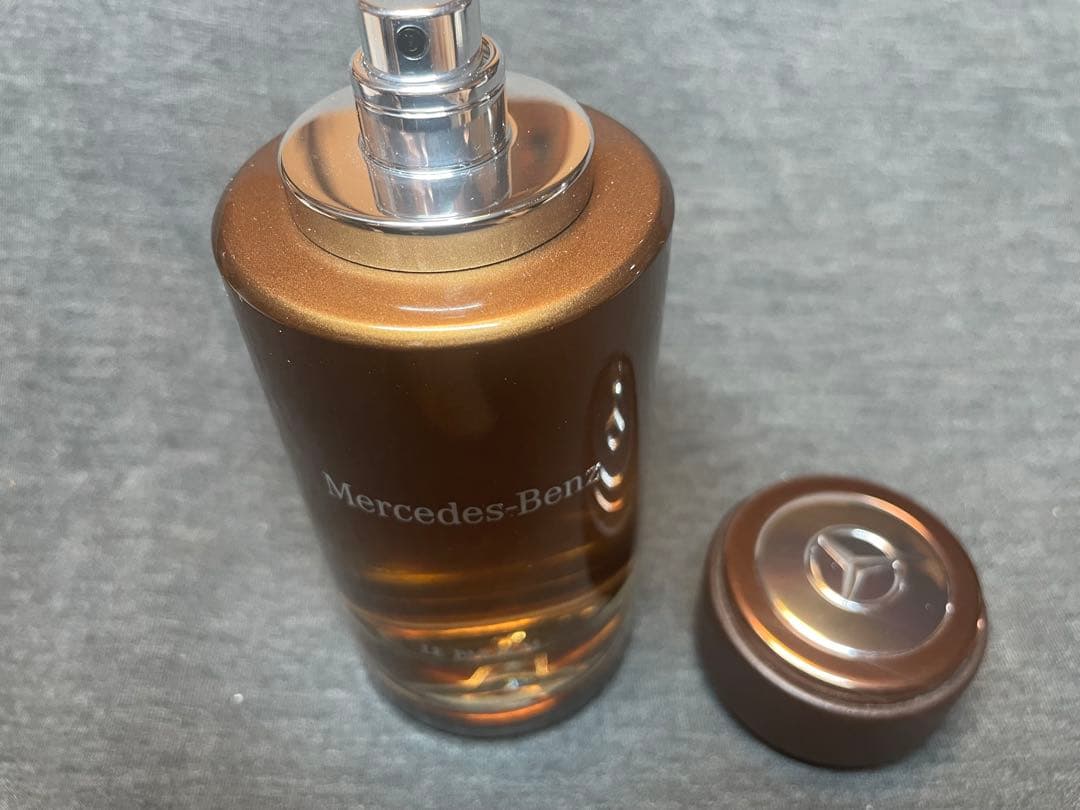 【美品】メルセデス・ベンツ ル パルファム 120ml（レザー調ケース付）