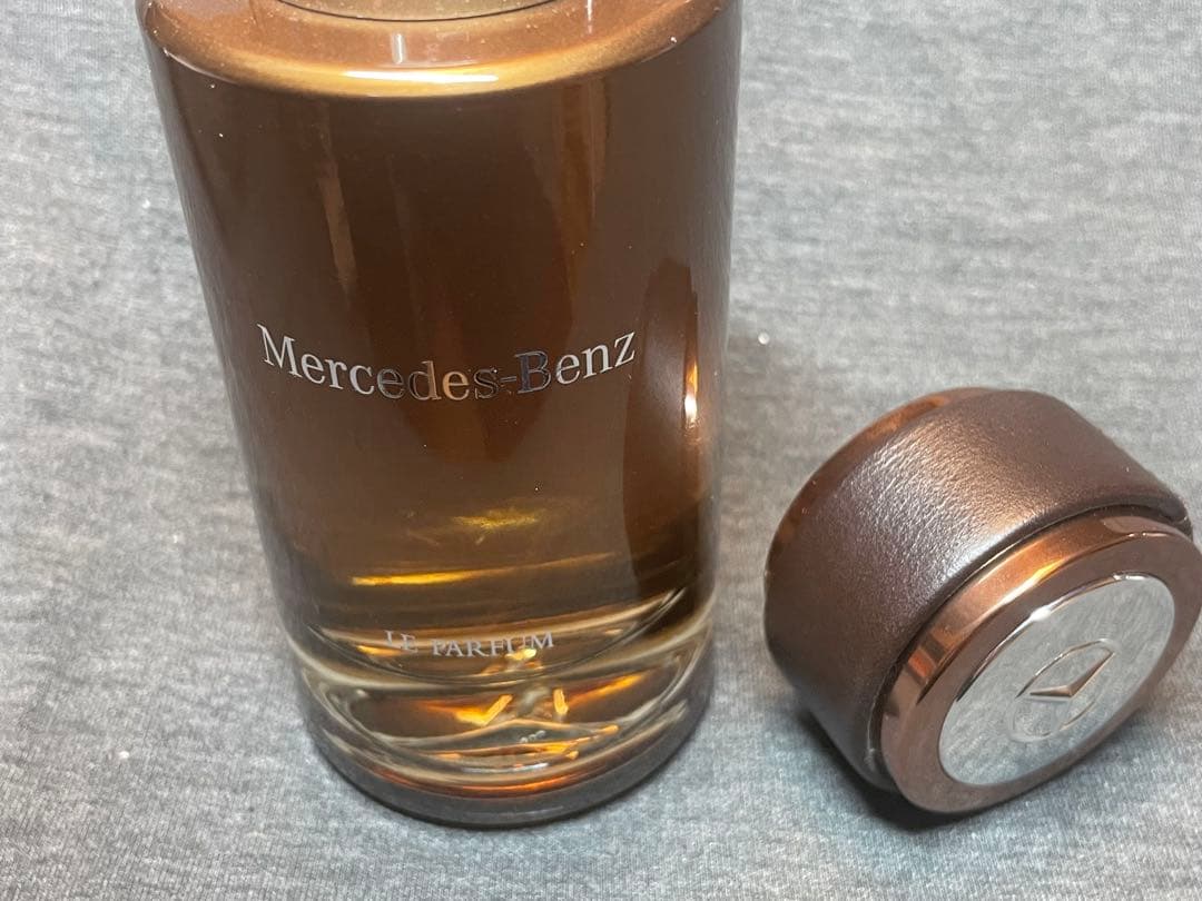 【美品】メルセデス・ベンツ ル パルファム 120ml（レザー調ケース付）