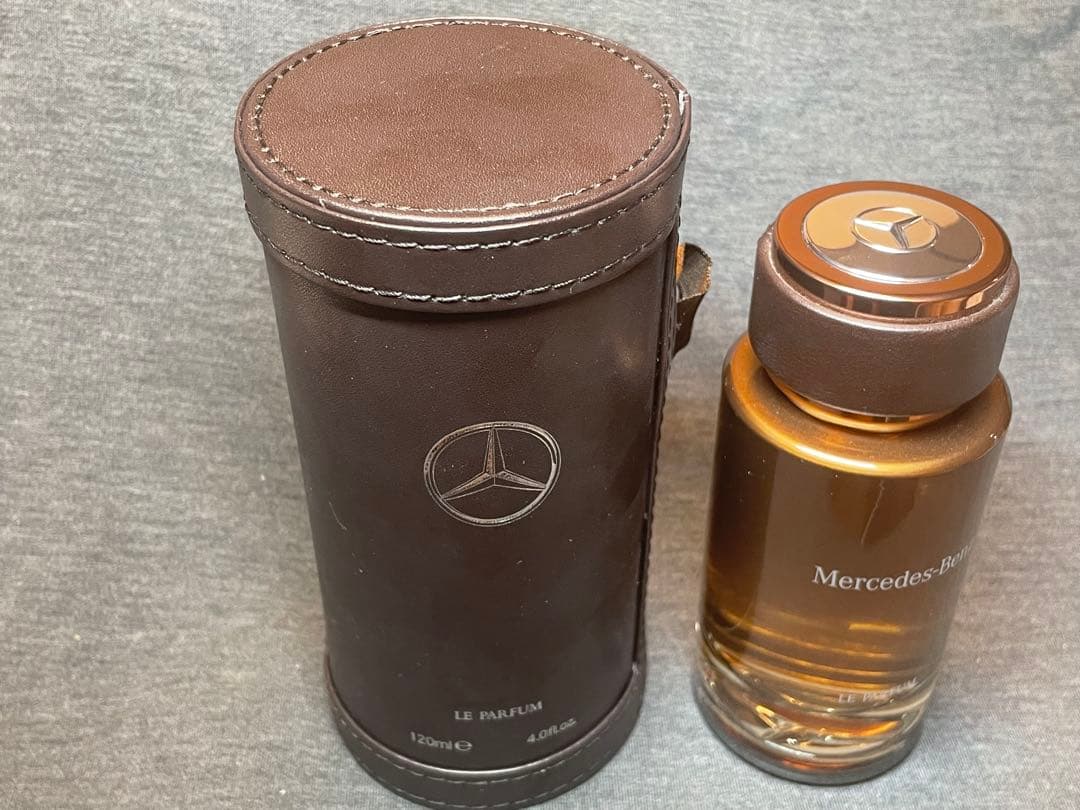 【美品】メルセデス・ベンツ ル パルファム 120ml（レザー調ケース付）