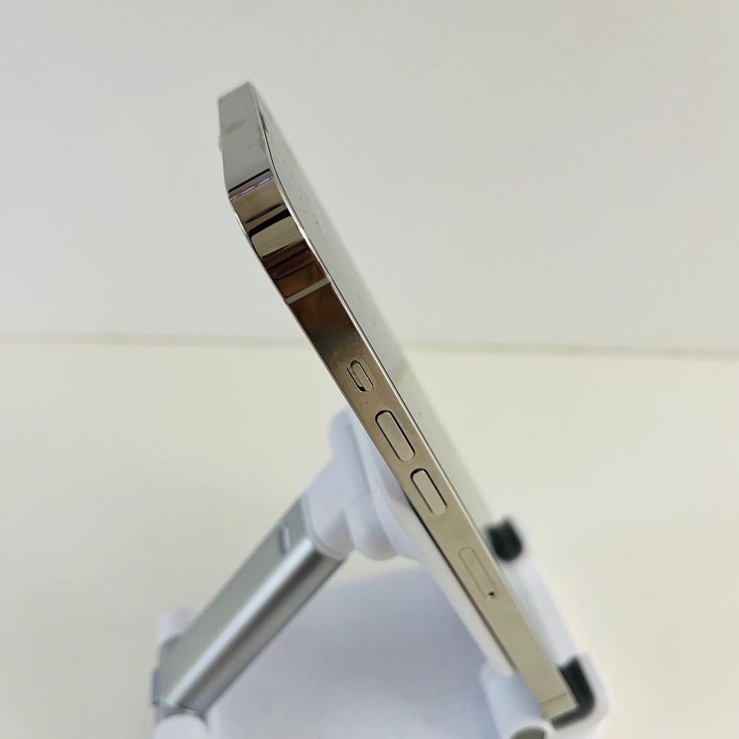 美品　 iPhone13pro 256GB　SIMフリー　シルバー　ホワイト