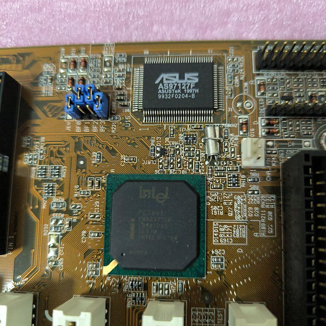 ASUS P2B-F REV 1.00 マザーボード