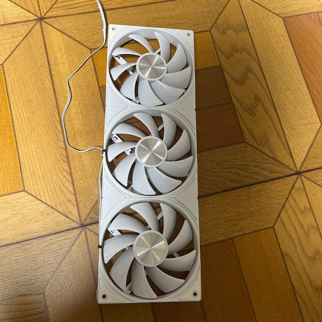 CORSAIR 2000D 値下げ交渉あり