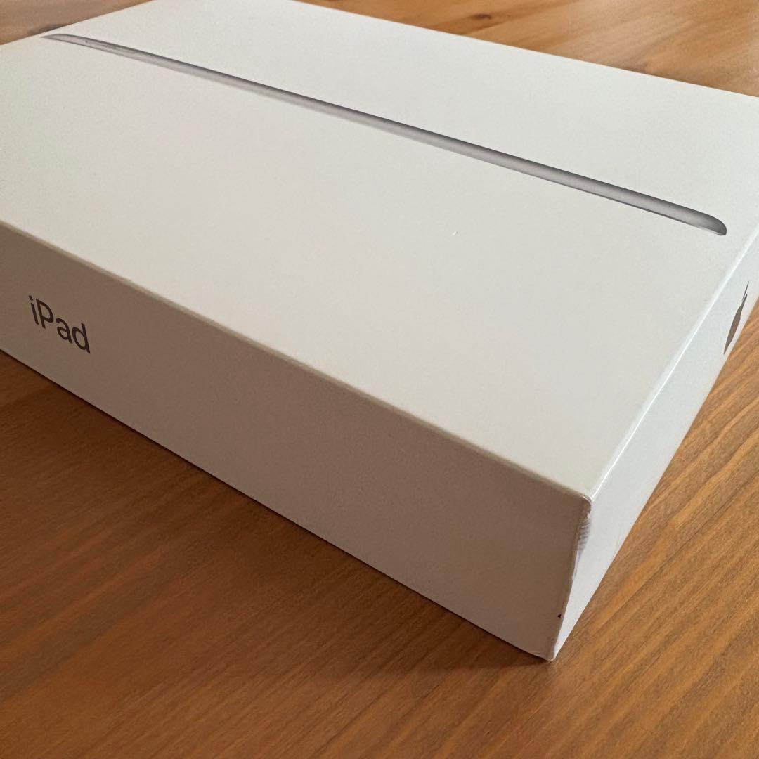 iPad 第5世代 Wi-Fi ＋cellular 容量 32GB
